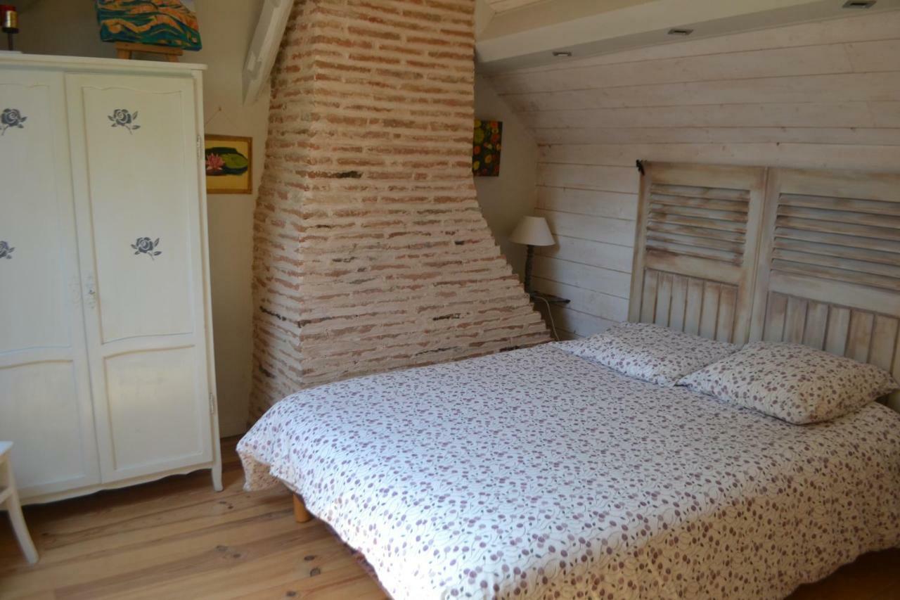 La Licorne Bed & Breakfast Lamarche-Sur-Saone Exterior photo